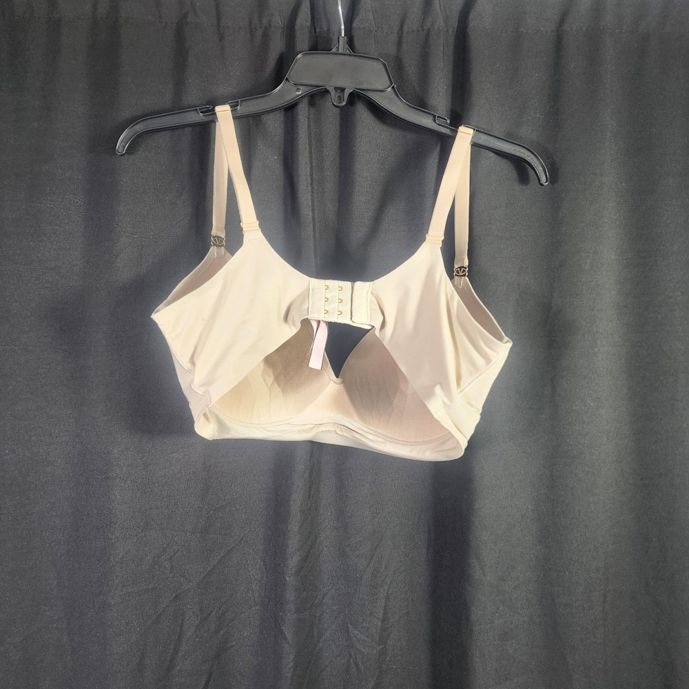 Victoria's Secret Beige Wireless Padded Bra Gold V Hardware 36DD - Picture 3 of 6